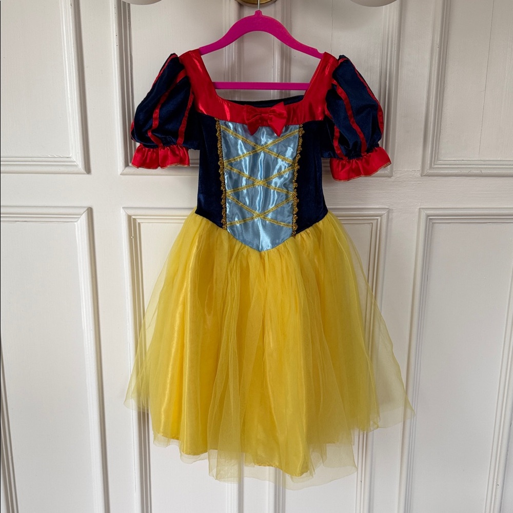 Girls Snow White Fairytale Princess Costume Dress Size M (5/6)